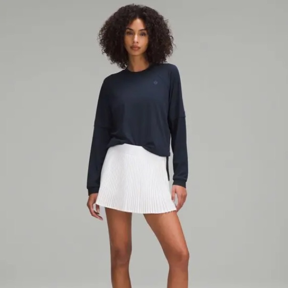 🍋Lululemon Layered Long-Sleeve T-Shirt
True Navy	
Size: 6